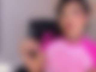 Live cam show with Ari-Ana - Caucasian on madthumbs