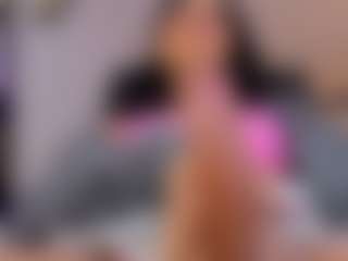 Live cam show with Ari-Ana - Caucasian on Cam Slut