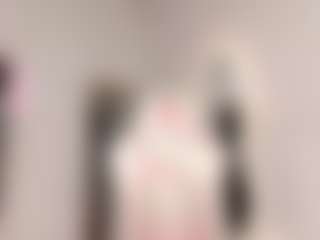 Live cam show with bellaofi24 - Lean on Camsoda