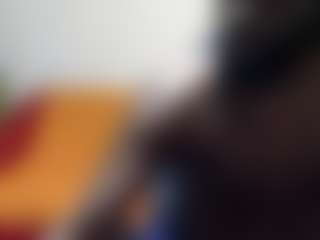 Live cam show with Darkkras - Black Hair on Milfs Live