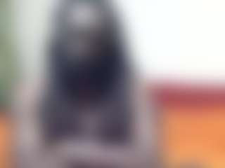 Live cam show with Darkkras - Tease on Gym Cam Girls