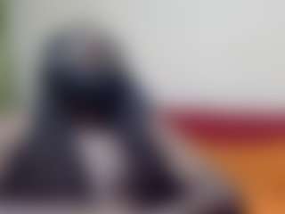 Live cam show with Darkkras - Brown Eyes on CamwithHer