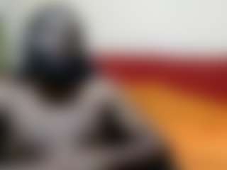 Live cam show with Darkkras - Tease on friskycurves.com