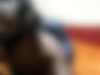 Live cam show with Darkkras - Tease on Milf Play