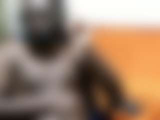Live cam show with Darkkras - Brown Eyes on TeamSkeetLive
