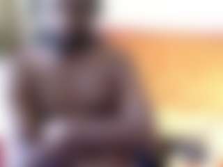 Live cam show with Darkkras - Brown Eyes on AdultVida.com