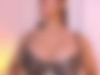 Live cam show with Nicolettebalee - Brown Hair on friskycurves.com