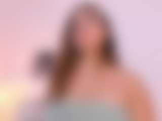 Live cam show with Nicolettebalee - Shaved Pussy Brown Hair on friskycurves.com