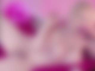 Live cam show with trixiedoll - Average on Camsoda