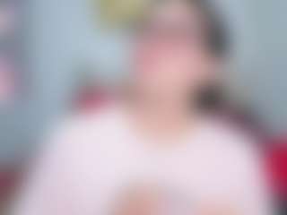 Live cam show with karlakee - Spanks on studioflirtlive.com