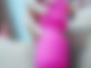 Live cam show with karlakee - Bikini on Camsoda