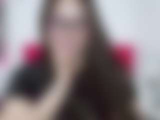 Live cam show with karlakee - Strip Asian on SinfulBabes