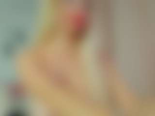 Live cam show with AryaNaughty - Butt Plug on Camsoda