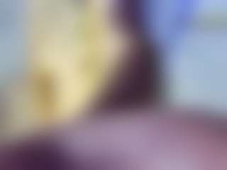 Live cam show with Ellinrosex - Tittyfuck on Camsoda