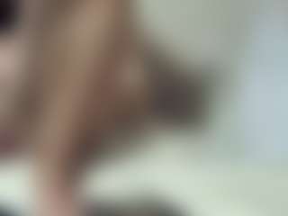 Ellinrosex's Live Sex Cam Show
