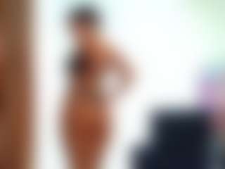 Live cam show with Mia - Sex on SpankPalCams