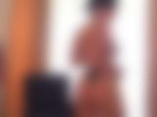 Live cam show with Mia - College MILF on realtime-chat