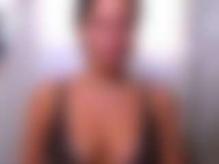 Mia's Live Sex Cam Show