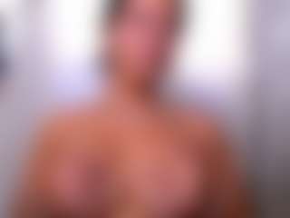 Live cam show with Mia - Skinny MILF on Nude Chat * 1 On 1 Webcam Sex * Live Cam Show