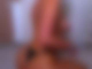 Mia's Live Sex Cam Show