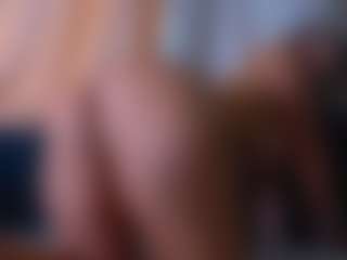 Live cam show with Mia - Sex on SxyPornLive