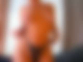 Live cam show with Mia - Sex on TeamSkeetLive
