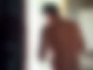 Live cam show with hotboynk - Chubby on fuklive.com