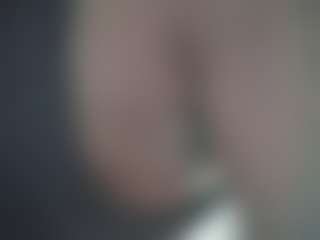 Live cam show with hotboynk - Chubby on Milfs Live