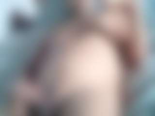 Live cam show with hotboynk - Chubby on Milf Play