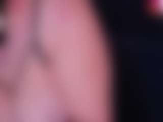 IriisFeitan's Live Sex Cam Show