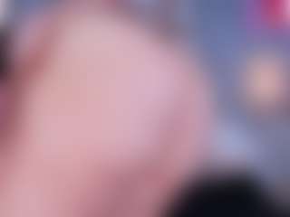 IriisFeitan's Live Sex Cam Show