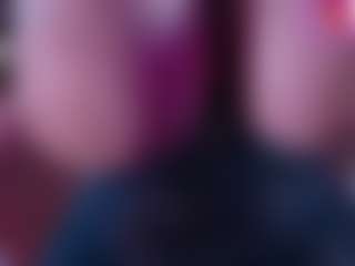 IriisFeitan's Live Sex Cam Show