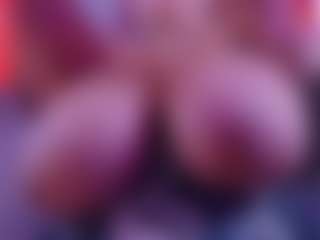 Live cam show with IriisFeitan - Anal on livesuperchat.net
