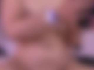 Live cam show with samantha-lw - Delicious on Soda Cam
