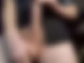 Live cam show with aaronlegend - Armpits on Gym Cam Girls
