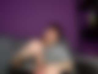 Live cam show with aaronlegend - Big Balls on Big Tits