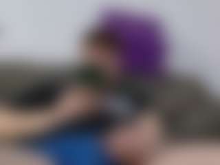 Live cam show with aaronlegend - Drinking on Mixed Magazine Live
