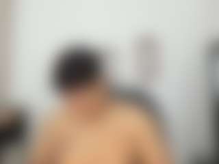 Yoximanuelmartz's Live Sex Cam Show