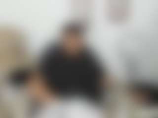 Yoximanuelmartz's Live Sex Cam Show