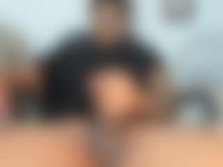 Yoximanuelmartz's Live Sex Cam Show