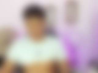 Yoximanuelmartz's Live Sex Cam Show