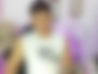 Yoximanuelmartz's Live Sex Cam Show