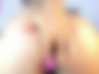 Yoximanuelmartz's Live Sex Cam Show
