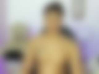 Yoximanuelmartz's Live Sex Cam Show