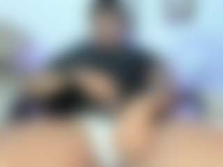 Yoximanuelmartz's Live Sex Cam Show