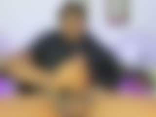 Yoximanuelmartz's Live Sex Cam Show