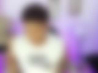 Yoximanuelmartz's Live Sex Cam Show