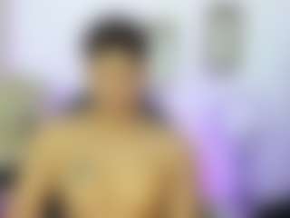 Yoximanuelmartz's Live Sex Cam Show