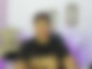 Yoximanuelmartz's Live Sex Cam Show