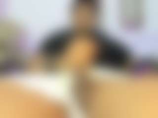 Yoximanuelmartz's Live Sex Cam Show